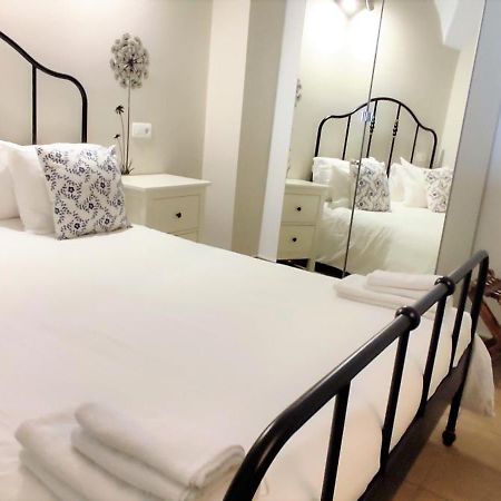 Apartamentos Turisticos Encanto Caces 외부 사진