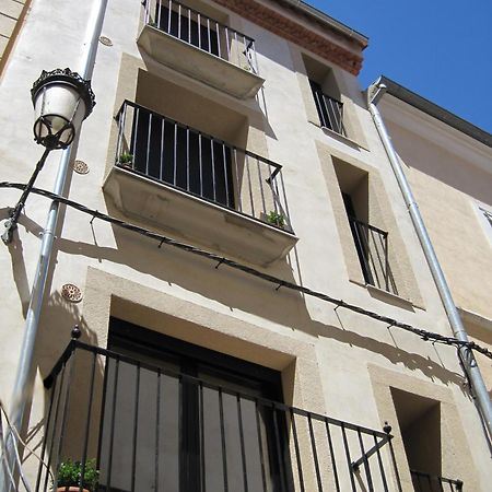 Apartamentos Turisticos Encanto Caces 외부 사진