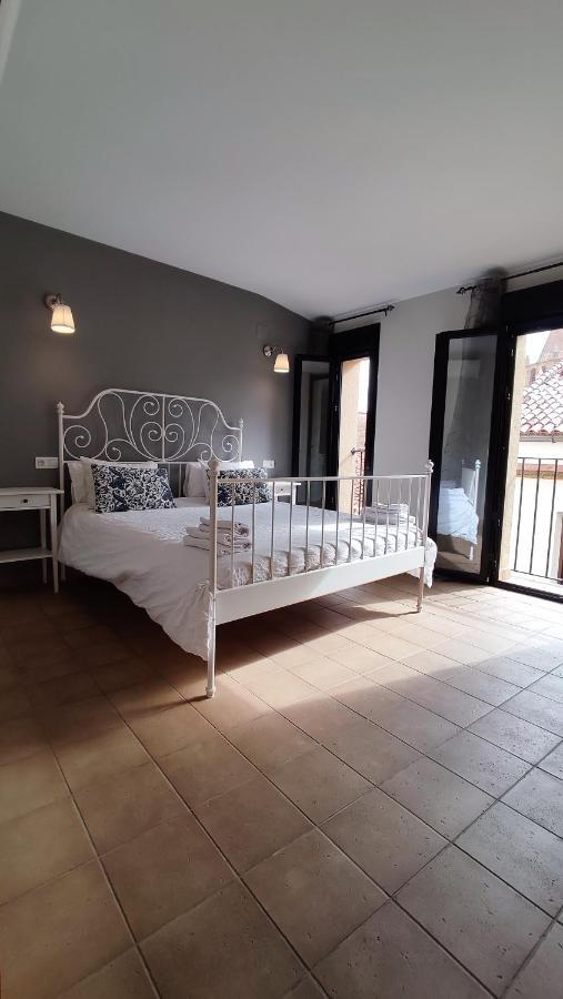 Apartamentos Turisticos Encanto Caces 외부 사진