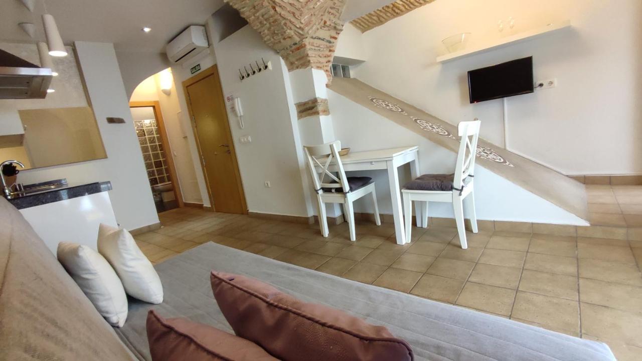 Apartamentos Turisticos Encanto Caces 외부 사진