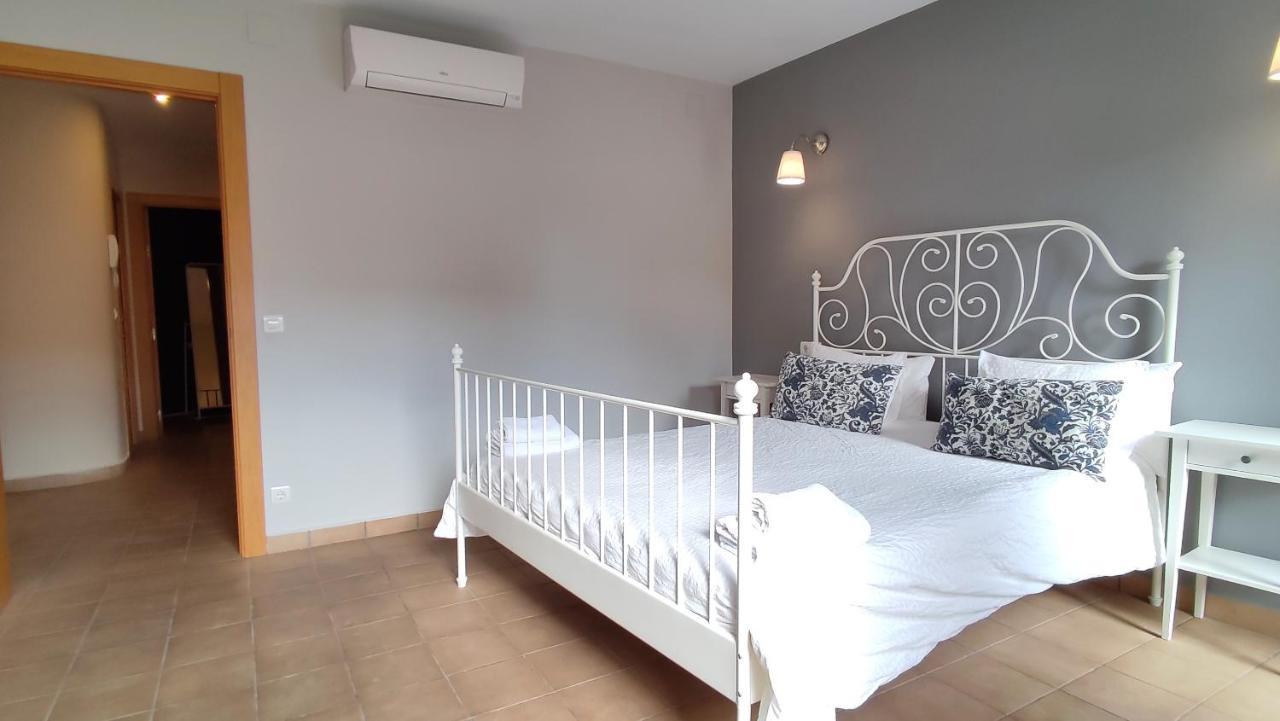 Apartamentos Turisticos Encanto Caces 외부 사진