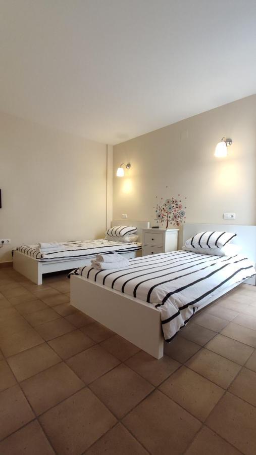 Apartamentos Turisticos Encanto Caces 외부 사진