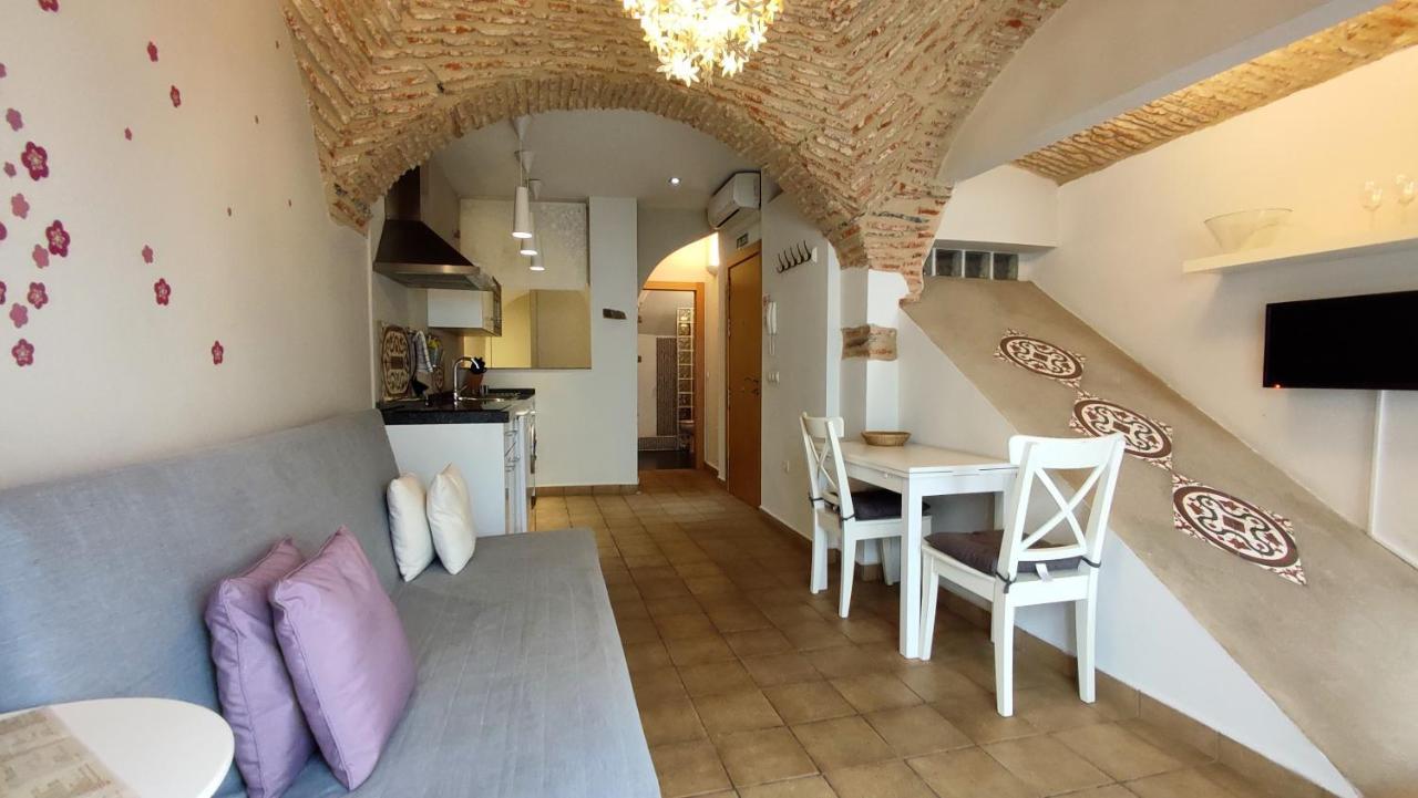 Apartamentos Turisticos Encanto Caces 외부 사진