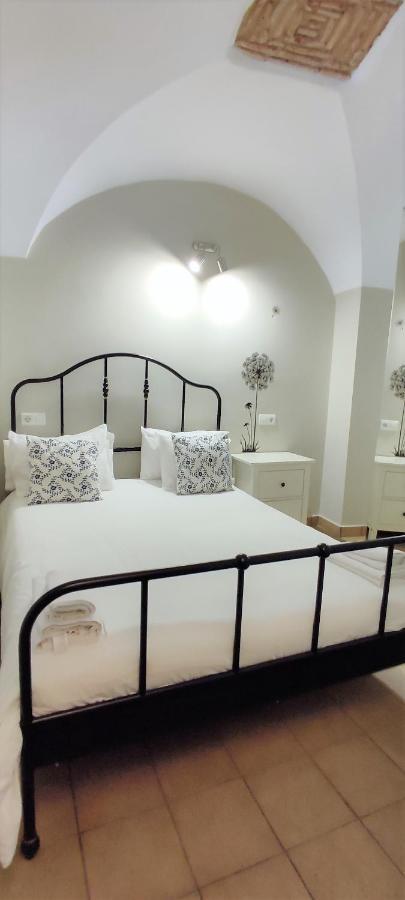 Apartamentos Turisticos Encanto Caces 외부 사진